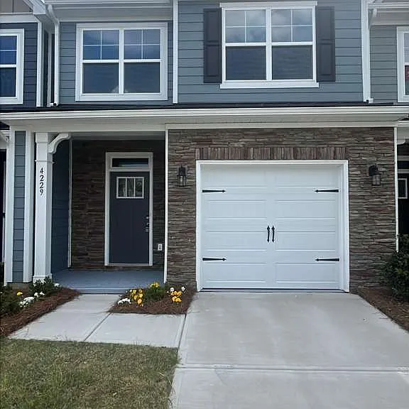 4229 Black Ct — Photo 1