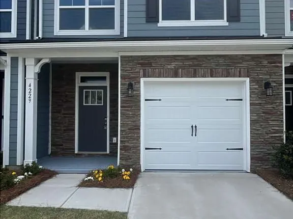 4229 Black Ct, Harrisburg, NC 28075