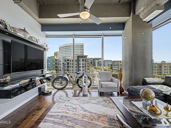 3rd image of 1 E LEXINGTON Avenue #510