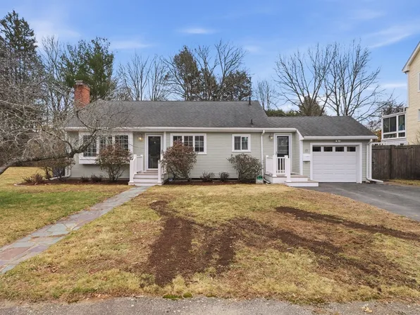 17 Daley St, Needham, MA 02494
