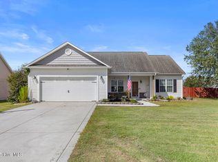 200 Classy Ct, Richlands, NC 28574