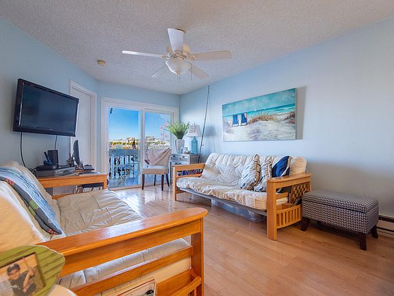 5th image of 1919 Bay Blvd Unit B18-b18g