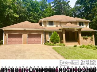 6521 Lake Meadows Dr, Hixson, TN 37343