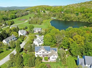 6 Hunter Ln, Pawling, NY 12564