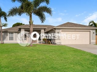 1316 NW 15th Pl, Cape Coral, FL 33993
