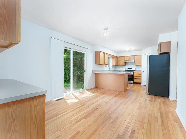 3172 Birchwood Ct — Photo 18