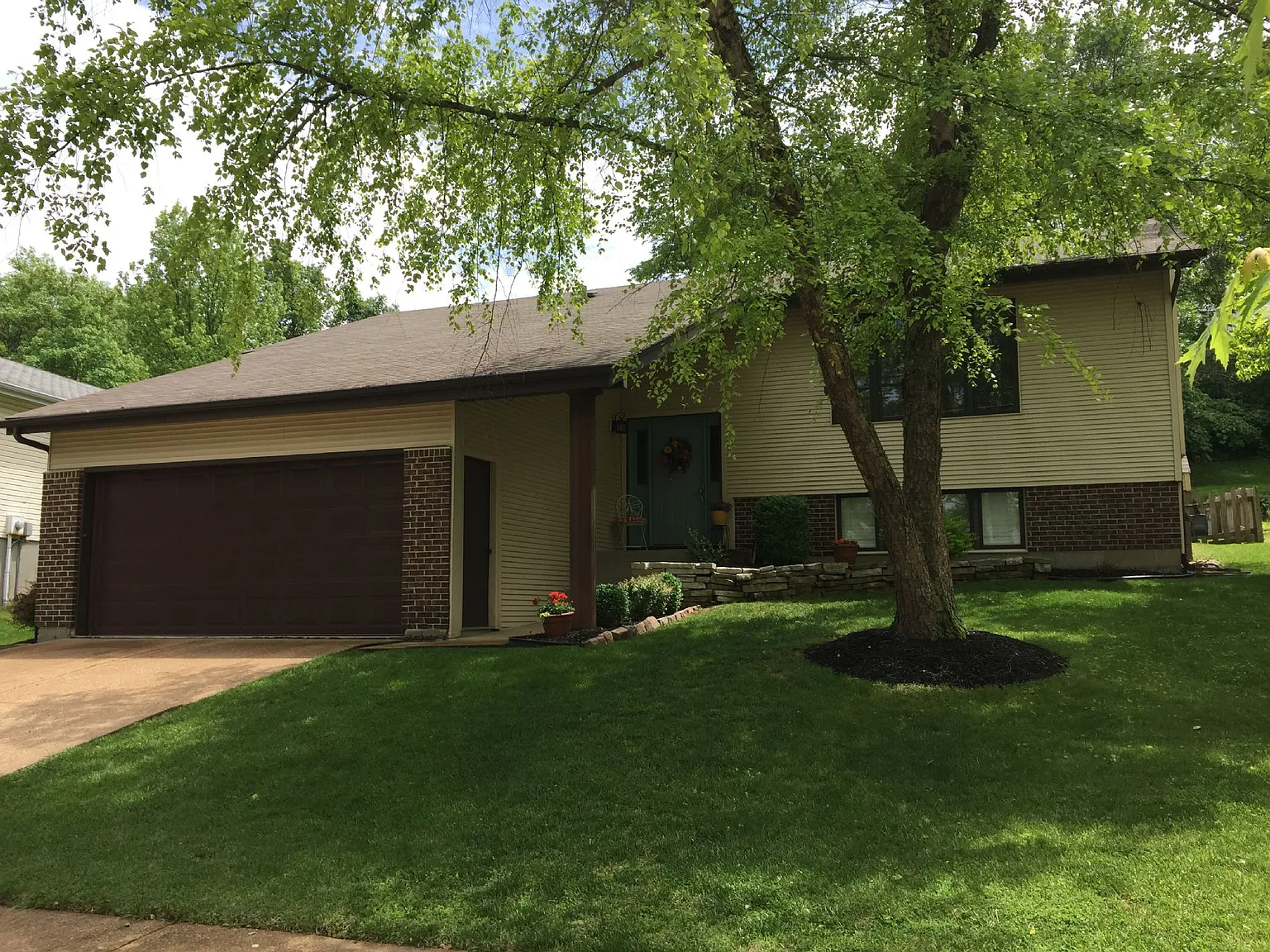 2910 Emerald Bend Ct photo 1