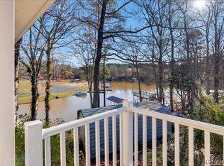 332 Eagle Trl, Bracey, VA 23919