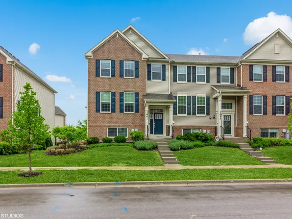 1661 Carlstedt Dr, Batavia, IL 60510
