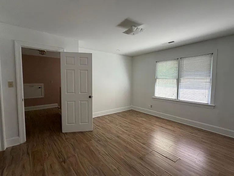 5600 Carmel Rd — Photo 34