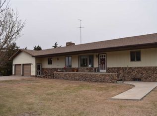 74 County Rd S, Park, KS 67751