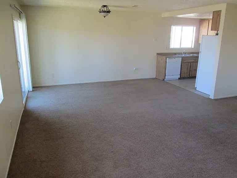 1381 Barstow Rd #D — Photo 5
