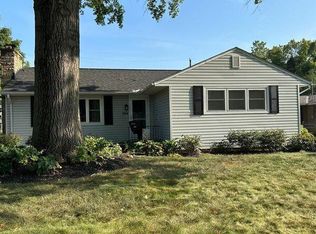 304 Faye Dr, Columbus, OH 43230