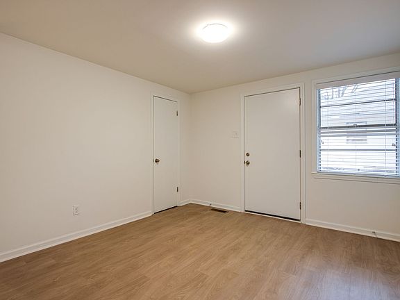2nd image of 2038 Southern Ave #2040-2