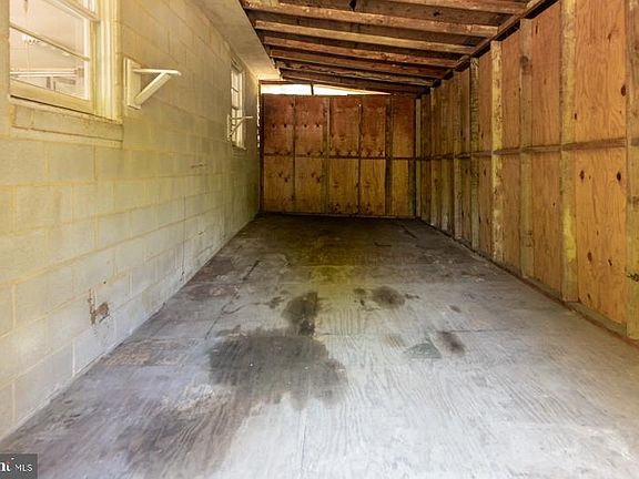 5th image of 12111 Daisy Ln