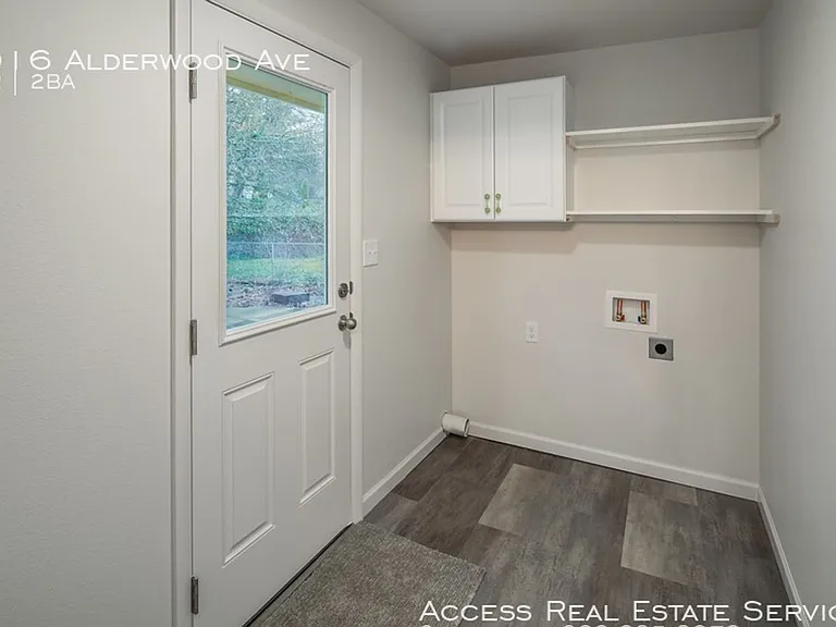 2916 Alderwood Ave — Photo 11