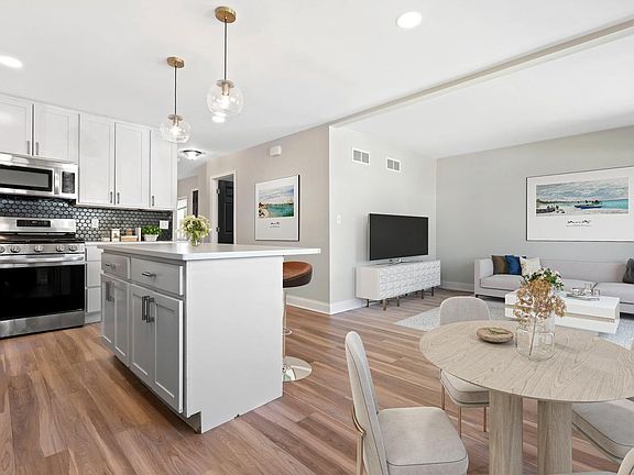 5th image of 3662 S 32nd STREET