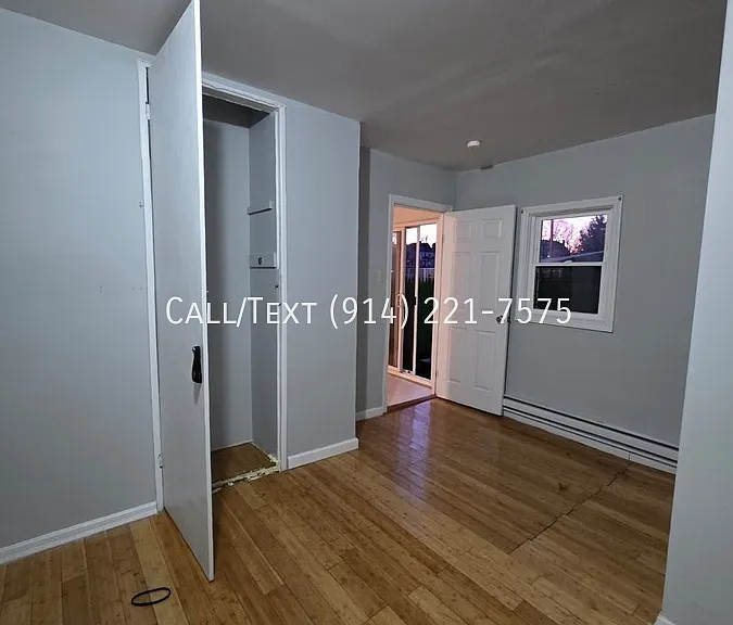 137 1/2 Morningside Pl — Photo 2