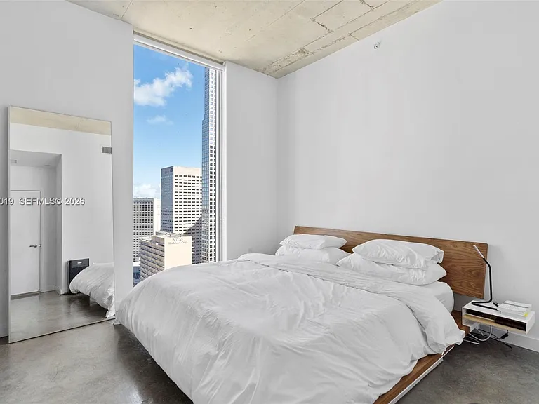 151 SE 1st St #3102 — Photo 14