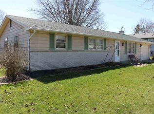 6812 Curwood Dr, Fort Wayne, IN 46835