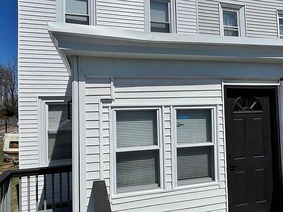 2nd image of 827 W Fisher Ave