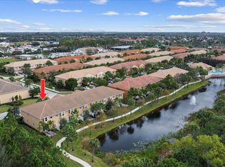 5883 Monterra Club Dr, Lake Worth, FL 33463