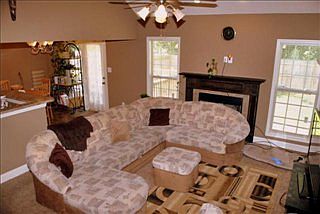 3rd image of 1358 Whitt Ln