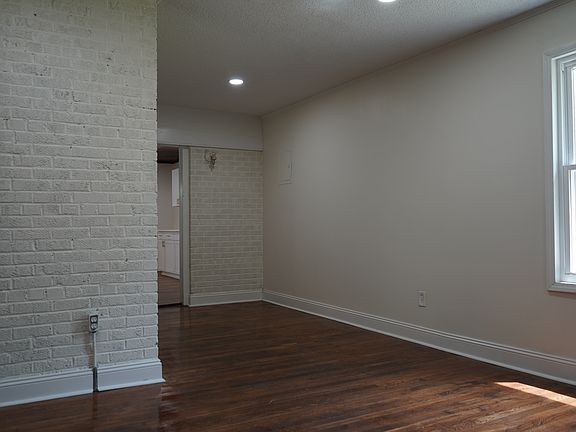 5th image of 411 Reams Ave