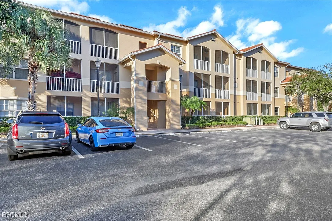 2 bed, 2.0 bath, 1025 sqft, $1,400 — Photo 1