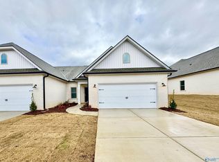 7519 Doris Ruth Dr, Owens Cross Roads, AL 35763