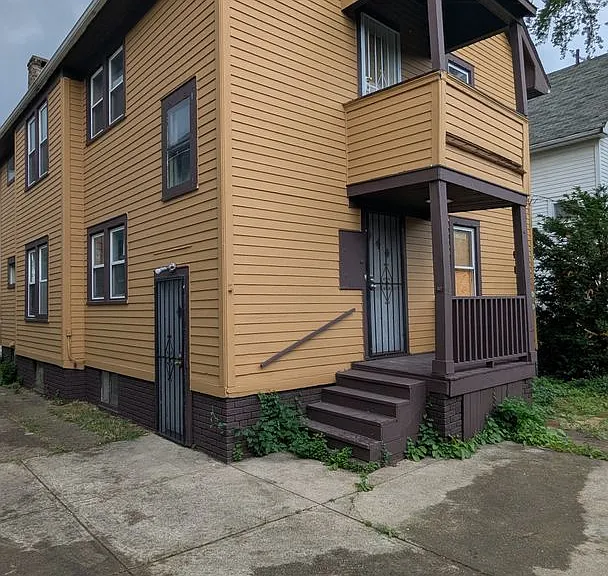 12521-12523 Locke Ave — Photo 3