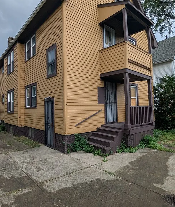 Building Photo 3