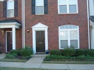 136 Spring Crossing Cir, Greer, SC 29650