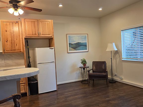 4th image of 26265 Jeanette Rd #A