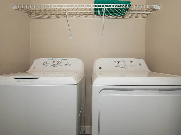 A1 774 SQFT 1 Bed 1 Bath