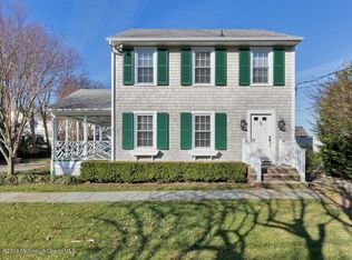 42 Navesink Dr, Monmouth Beach, NJ 07750