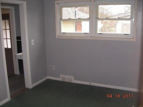 5th image of 35123 Elmira St