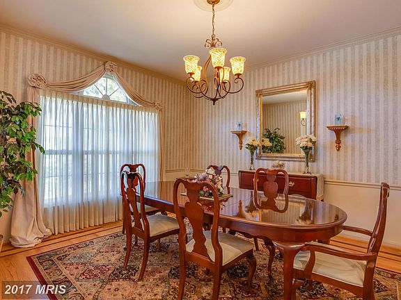 2nd image of 8859 Silverline Dr