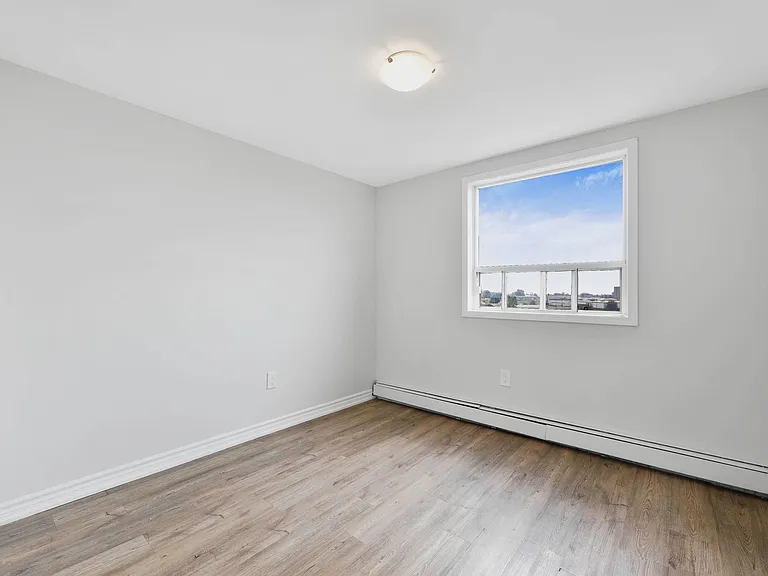 104 Confederation Dr — Photo 14