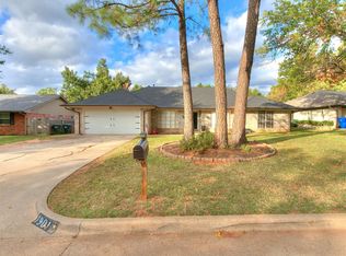 1901 Crestmont St, Norman, OK 73069