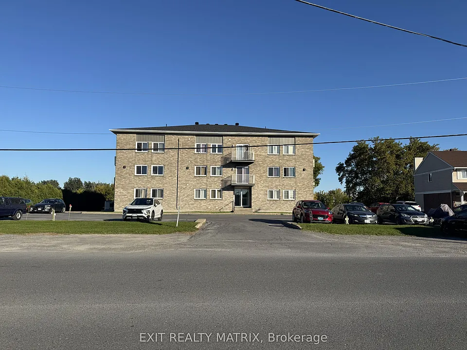 140 Laurier St #14