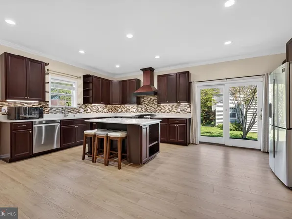 15108 Winesap Dr, Gaithersburg, MD 20878