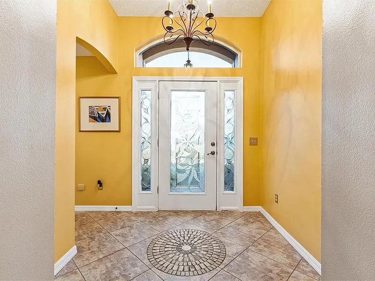 1505 Doria Ln — Photo 3