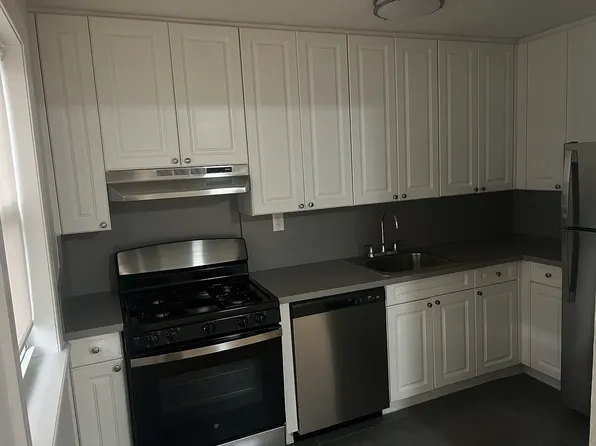 224-11 Horace Harding Expy #B, Oakland Gardens, NY 11364