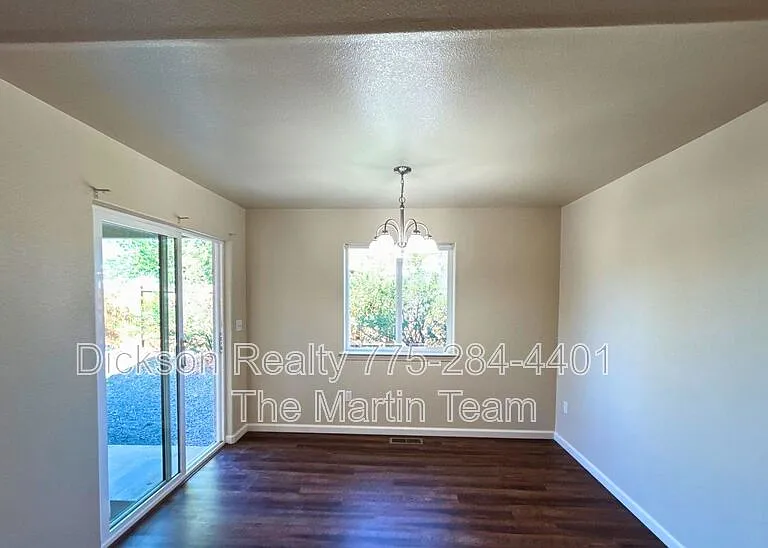1842 Westward Ln — Photo 7