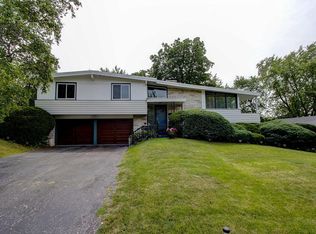 5317 Orchard Ln, Greendale, WI 53129