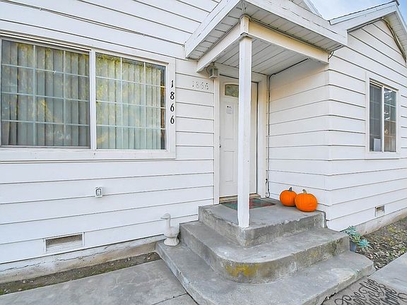 2nd image of 1866 7th Ave
