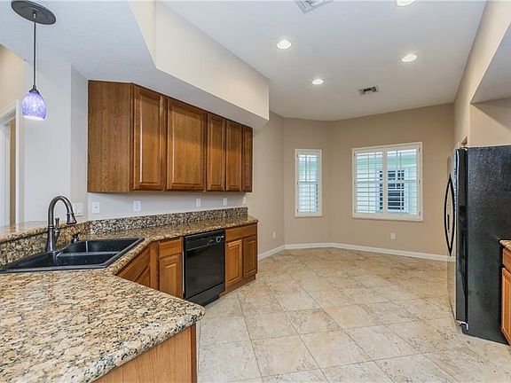 5th image of 3389 SW Sawgrass Villas Dr #12-D