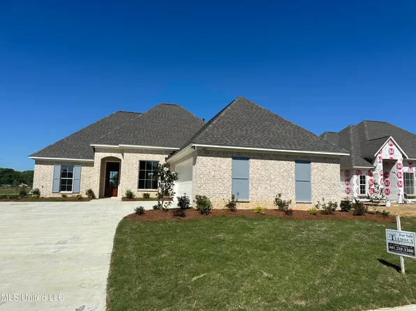 485 Aurora Cir, Canton, MS 39046