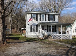 483 Kanawha Ave, Rainelle, WV 25962